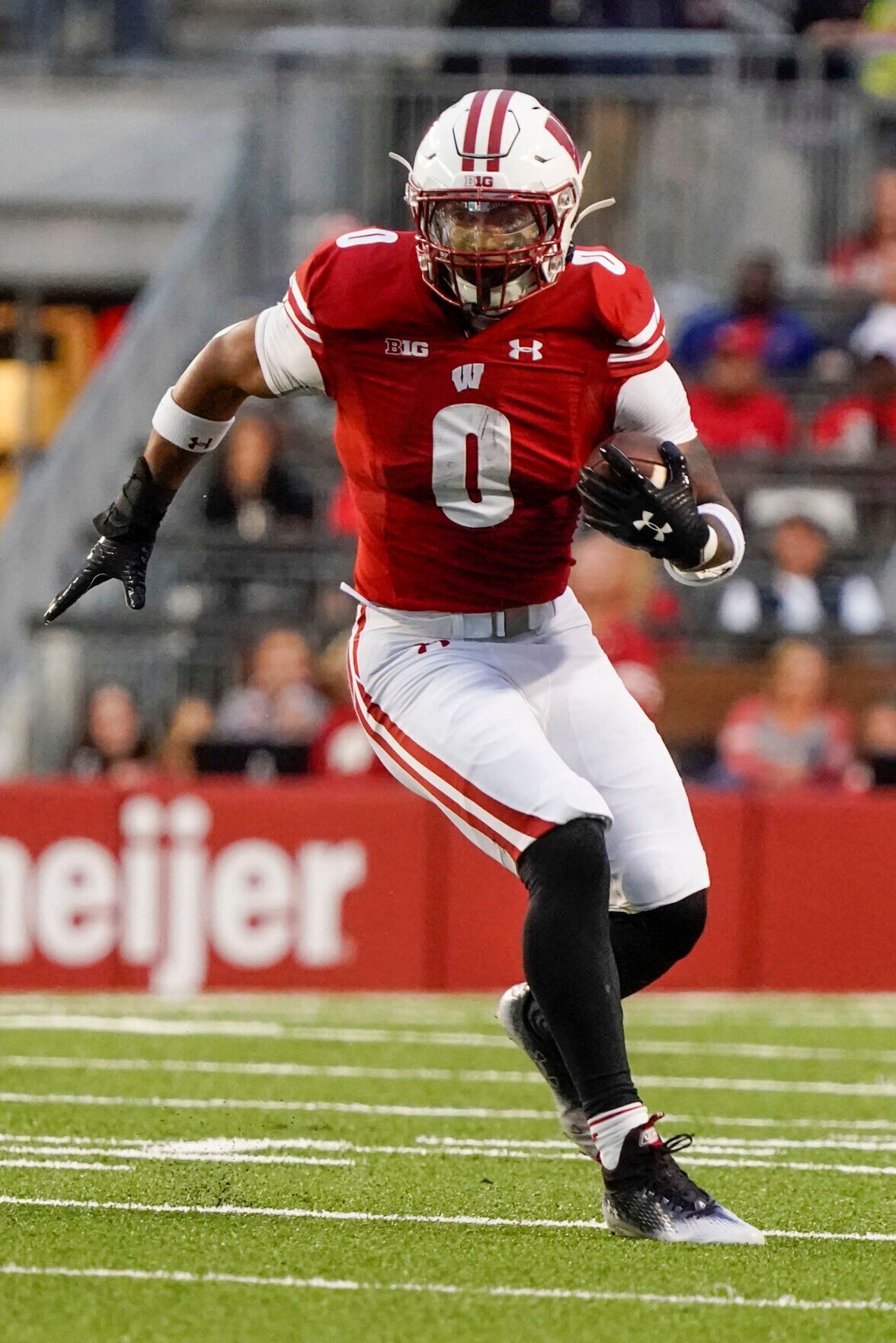 Illinois Saint Wisconsin football